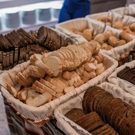 Servatur Waikiki Hotel