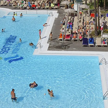 思维德威基基酒店 4*