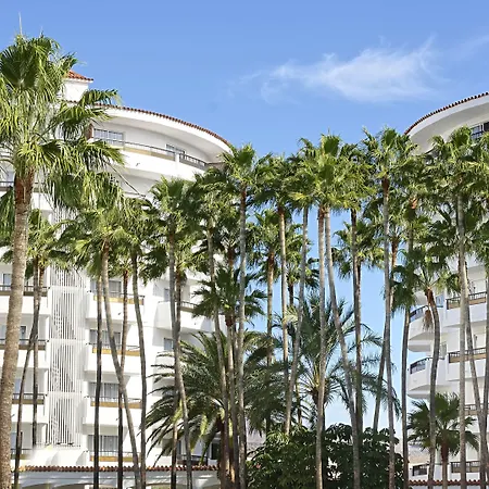 思维德威基基酒店 4*