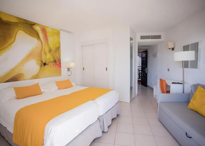 Szálloda Servatur Waikiki 4*