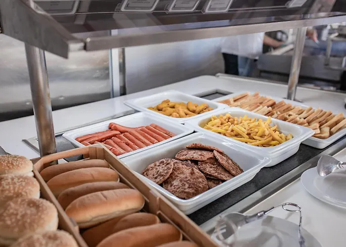 Szálloda Servatur Waikiki