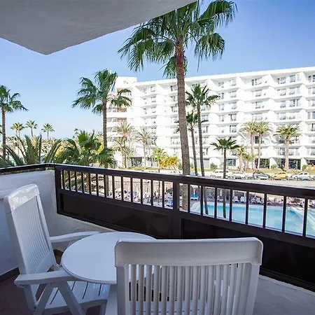 Servatur Waikiki